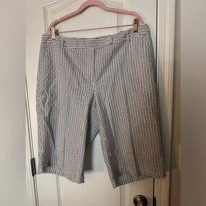 Sag Harbor Dress Bermuda Shorts 18W